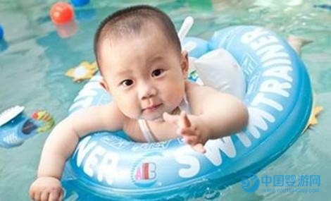 婴幼儿游泳好处