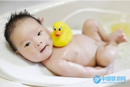 给宝宝洗澡的注意事项