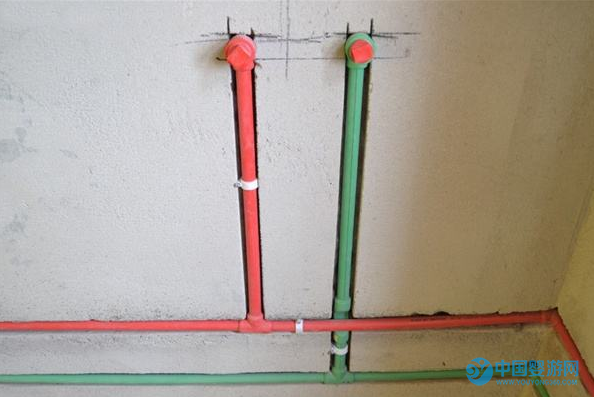 婴儿游泳馆管道怎么布置1