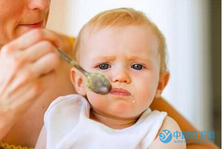 宝宝不吃辅食怎么办？添加辅食应该注意什么2