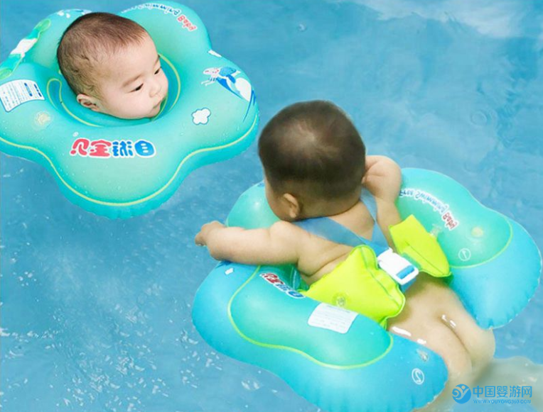 冬季这样使用婴儿游泳圈，宝宝更舒适1