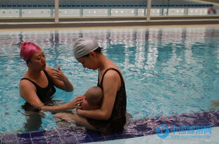 应聘婴儿游泳馆游泳管理师，这些事情你要知道 婴儿游泳馆员工制度2