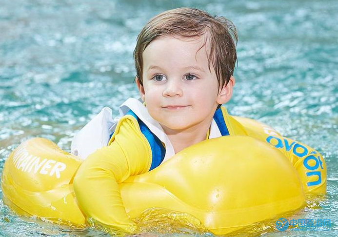 专家说，婴儿游泳这样游，最合适 婴儿游泳多久一次合适1