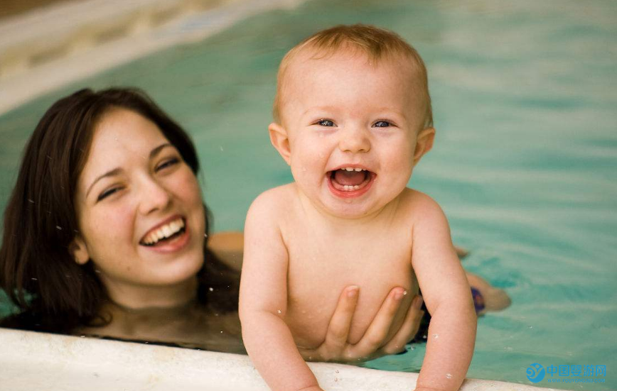 让婴儿游泳馆聊出好生意 婴儿游泳馆如何通过“话聊”吸引更多的顾客2