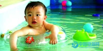 婴儿游泳有四大好处，但是具有这八种情况的宝宝都不能进行婴儿游泳 婴儿游泳的四大好处与八大禁忌