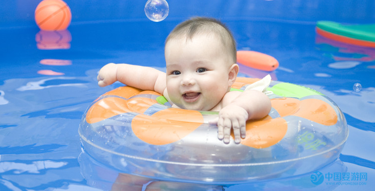 春天宝宝进入“猛长期”，更要带宝宝去游泳，此时游泳效果更好！ 坚持婴儿游泳的好处 婴儿游泳长得高 婴儿游泳促进身高增长2