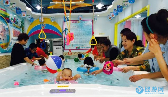 适合游泳馆的活动模式 6.18 婴儿游泳馆可以做哪些活动 婴儿游泳馆活动模式 婴儿游泳馆活动计划2