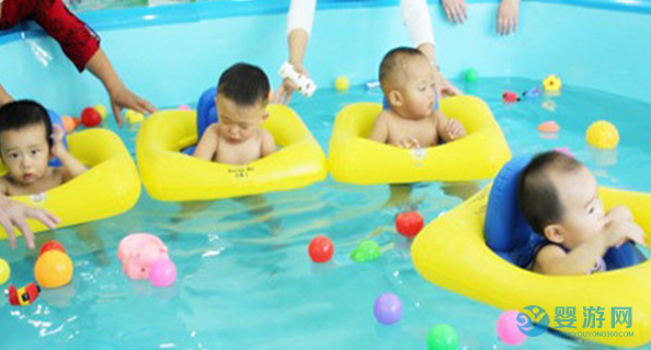 秋季提高免疫力怎少得了婴儿游泳？婴儿游泳让宝宝更健康！ 坚持婴儿游泳的好处 婴儿游泳的好处有哪些 秋季婴儿游泳好处 (2)