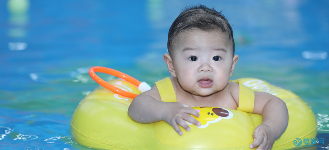 没想到，每次15左右的婴儿游泳，竟会给宝宝带来这么多的好处！ 每周坚持三次的婴儿游泳之后，宝宝发生了这些变化！ 坚持婴儿游泳的好处 婴儿游泳有哪些好处 为什么更适合游泳3