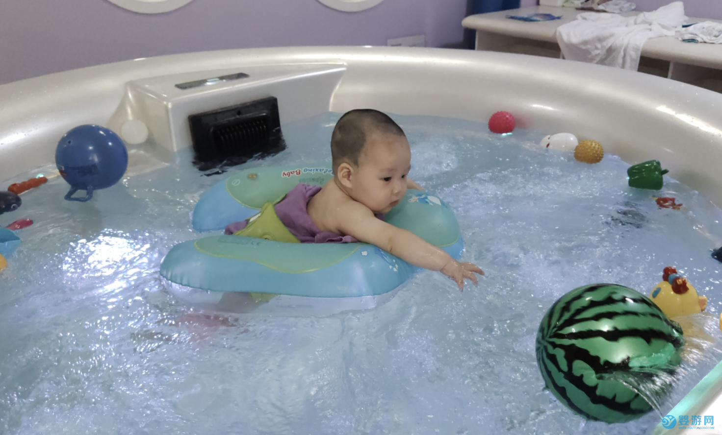婴幼儿游泳提升宝宝免疫力