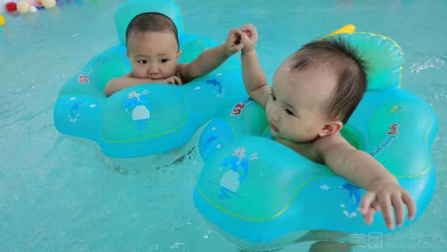 为什么婴幼儿游泳不是过度宣传